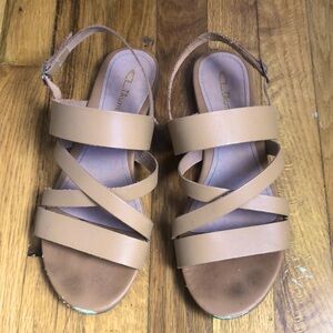CL By Laundry Strappy Sandals Nude Tan Light Brown Flats 7 / 38 Chinese Laundry